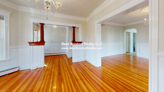 Building Photo - 11 Stanley Ave