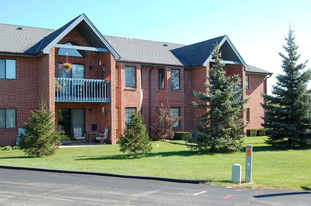 Building Photo - N58W23983 Hastings Ct