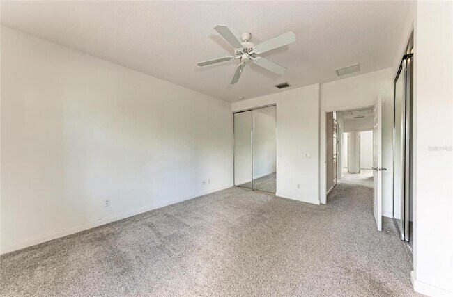 Building Photo - 1501 Napoli Dr W