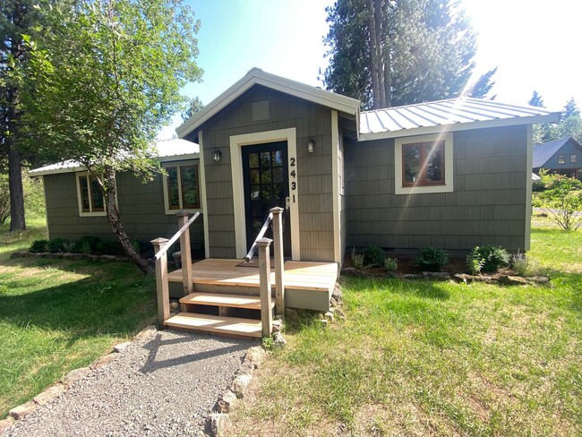 Primary Photo - 3 Bedrooms | 2 Bath Home in Trout Lake, Wa...