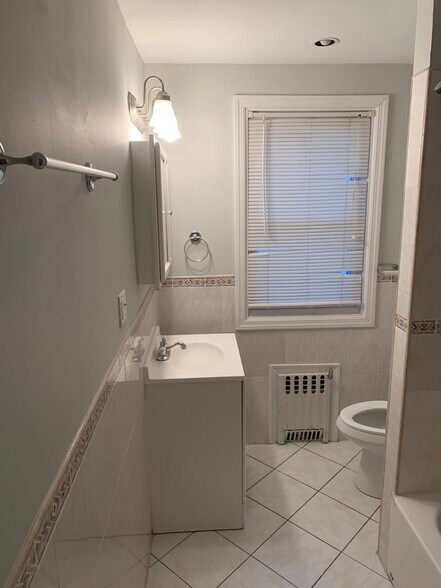 Bathroom - 13 Wilfred St