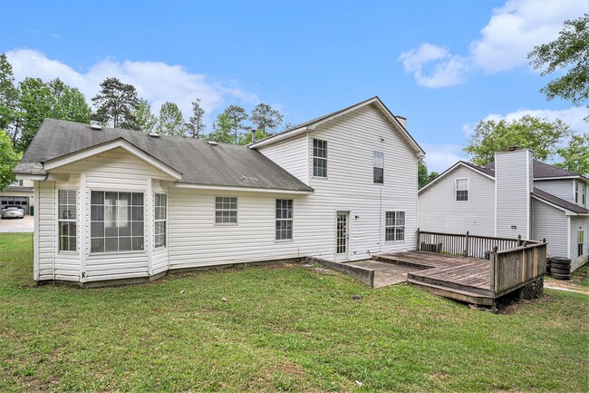 Building Photo - 3 Bedroom 2.5 Bath Home