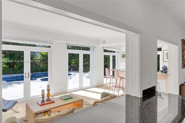 Building Photo - 5794 SW 76th Terrace