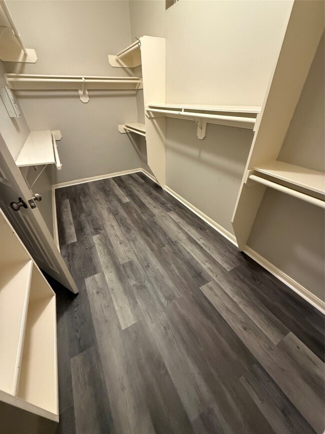 Building Photo - 122 Crystal Reef Dr