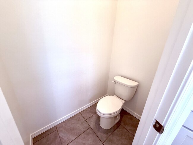 Building Photo - 22780 E Orion Way