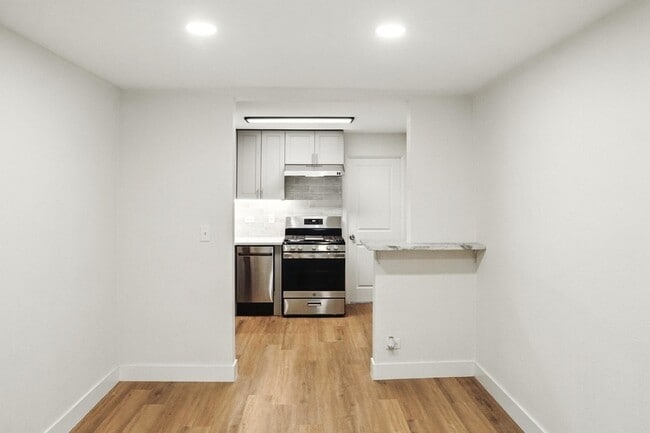 Building Photo - 1364 Lafayette St