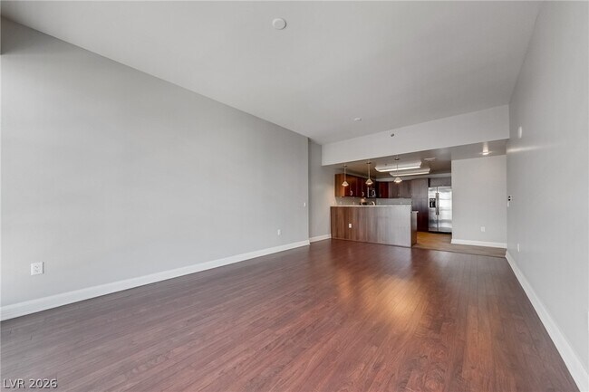 Building Photo - 150 S Las Vegas Blvd