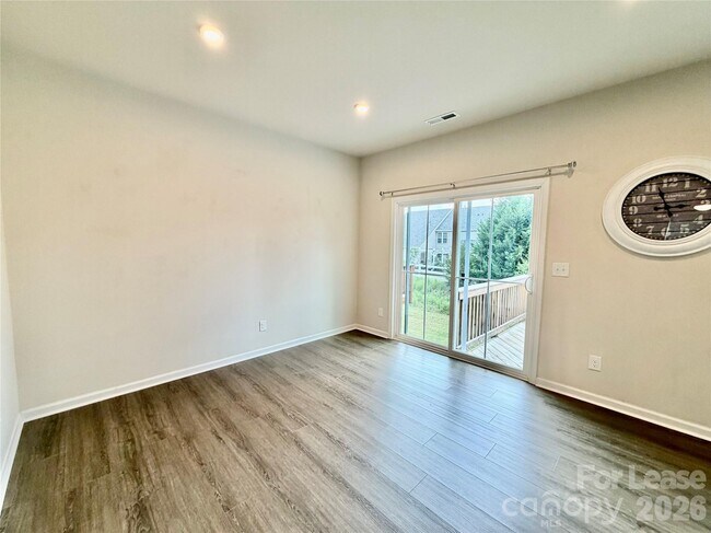 Building Photo - 2662 Grantham Place Dr