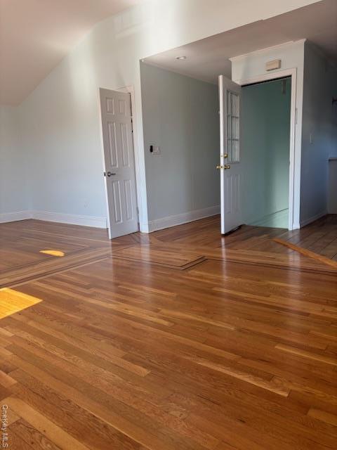 Building Photo - 367 E Chester St