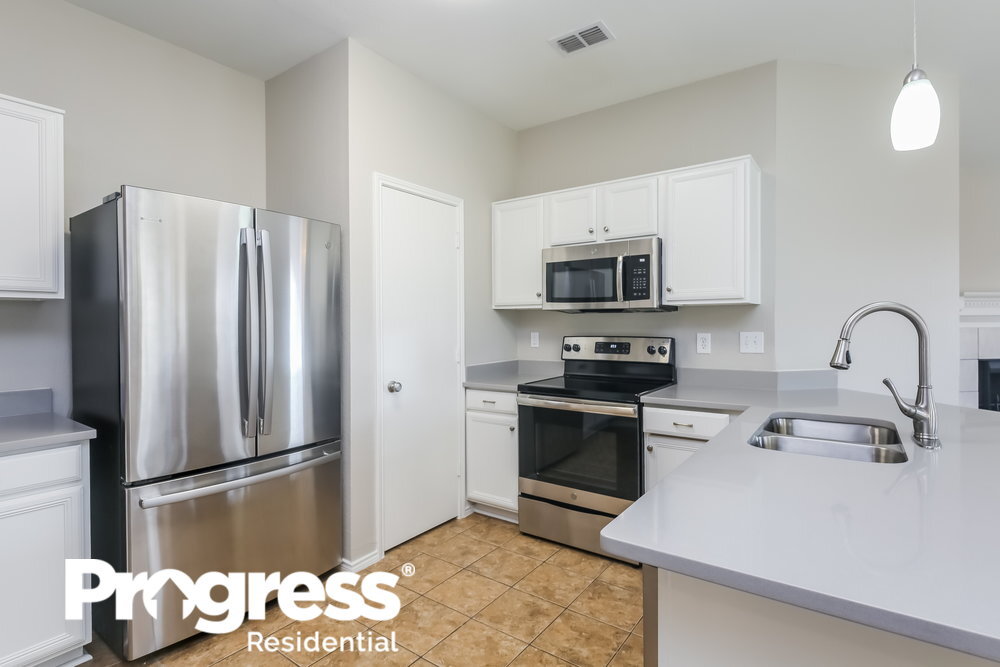 Building Photo - 1016 Winding Creek Dr