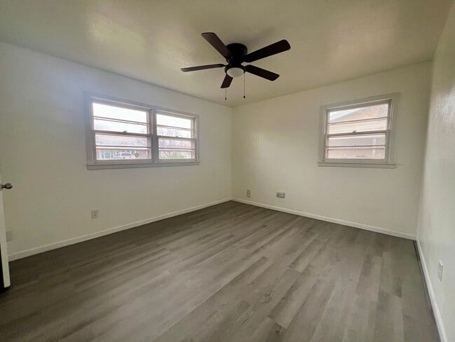 Building Photo - Charming 3 Bedroom Home in Brownfield!