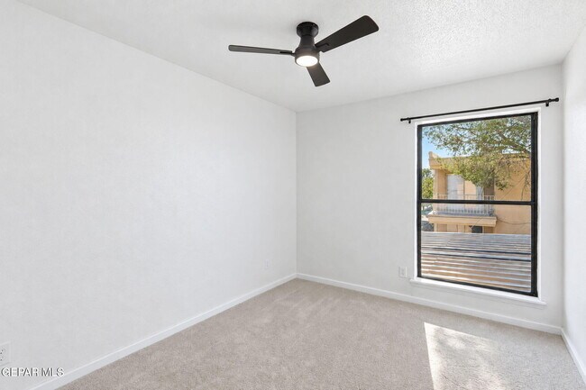 Building Photo - 201 Mulberry Ave