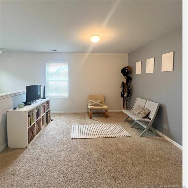 Building Photo - 535 Old Salem Dr