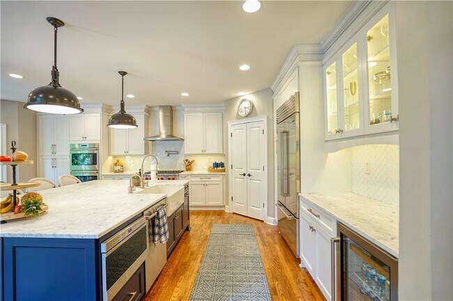 Building Photo - 958 Glenverness Dr