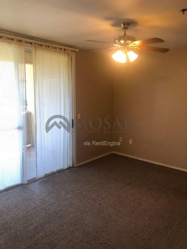 Building Photo - 2134 E Broadway Rd