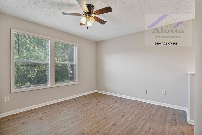 Building Photo - 6800-8 Willowbrook