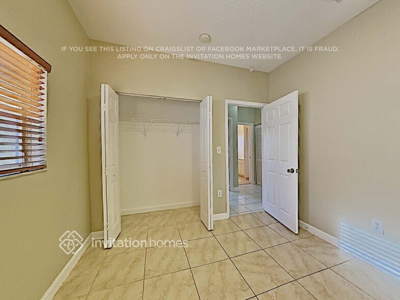 Building Photo - 13614 SW 124th Avenue Rd
