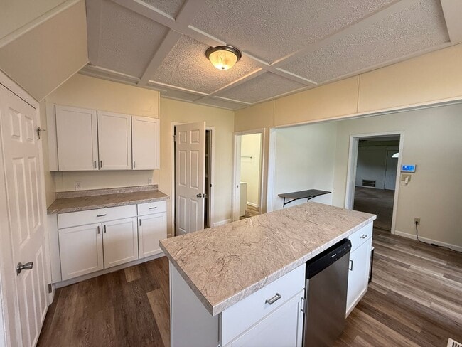 Building Photo - 3-Bedroom, 2-Bath Home on Acreage with Pond and Large Detached Garage