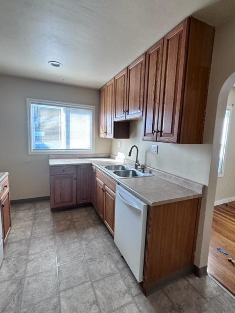 Building Photo - 1042 7th St NW