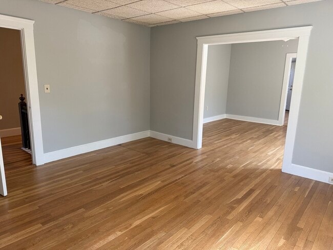Building Photo - 56 S Main St