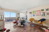 Building Photo - 1475 S Wooster St