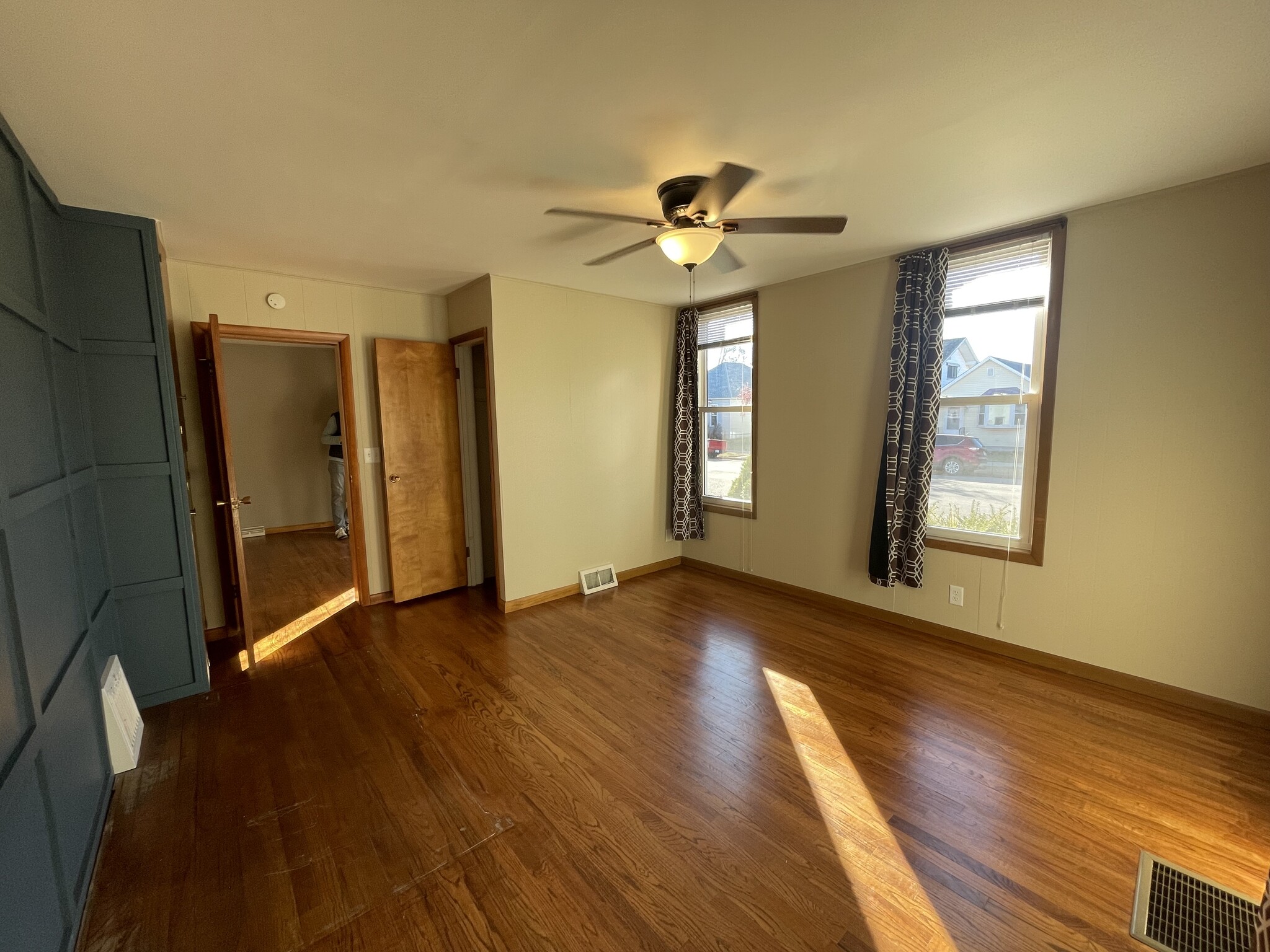1st Bedroom - 556 E 5th St
