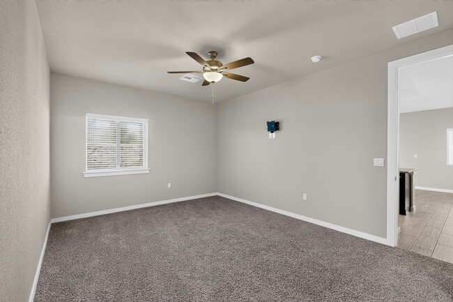 Building Photo - 9930 Isla Pl