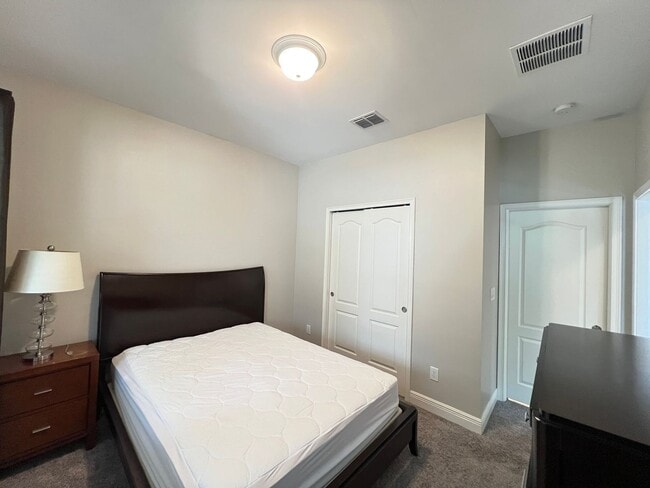 Building Photo - Perfect Home waiting for you! FULLY FURNIS...