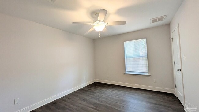 Building Photo - 313 N Navy Blvd