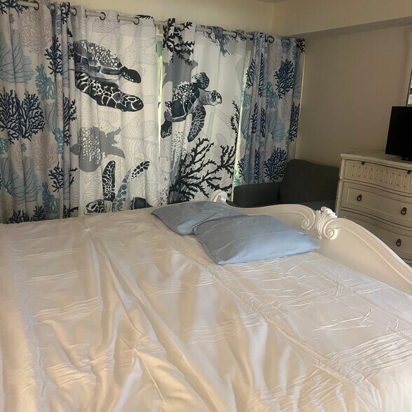 Building Photo - 3755 Scenic Hwy 98