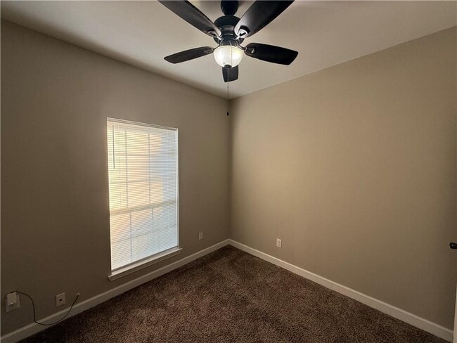 Building Photo - 150 Glenn Ave