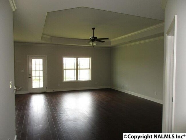 Building Photo - LIKE NEW!  FOUR BEDROOM BRICK HOME IN HAZE...