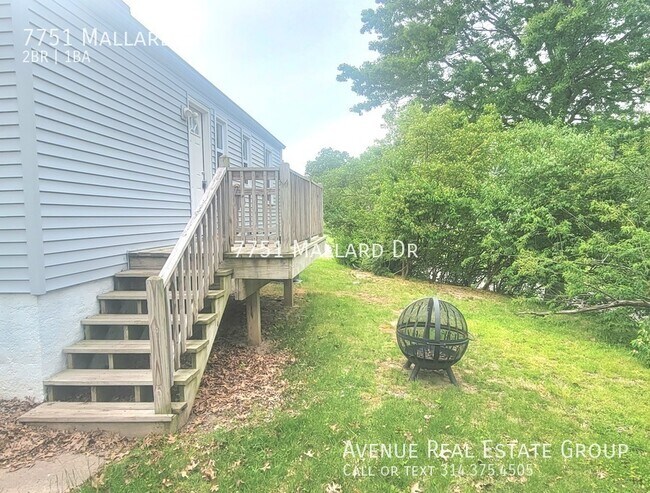 Building Photo - Recently Remodeled Home in Hanley Hills!