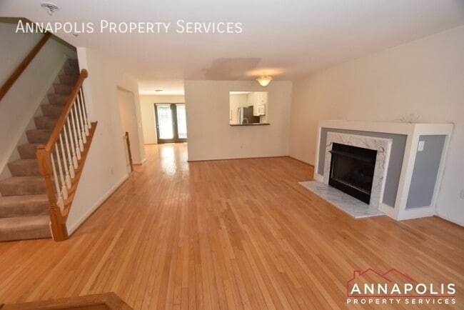 Building Photo - 1402 Peregrine Path