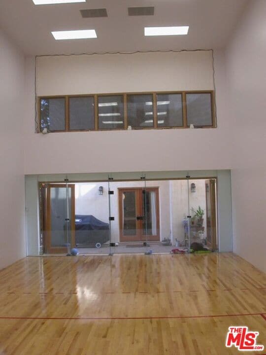 Building Photo - 12841 Landale St