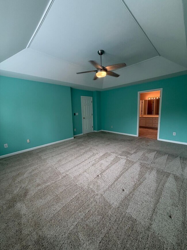 Building Photo - Stunning 5BR Retreat in Gated Village at Telfair