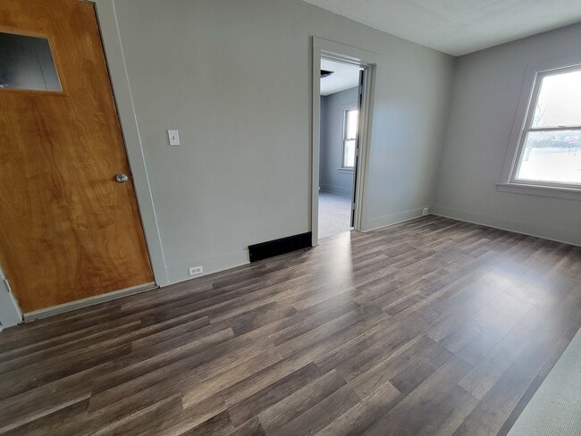 Building Photo - 802 Deleon St