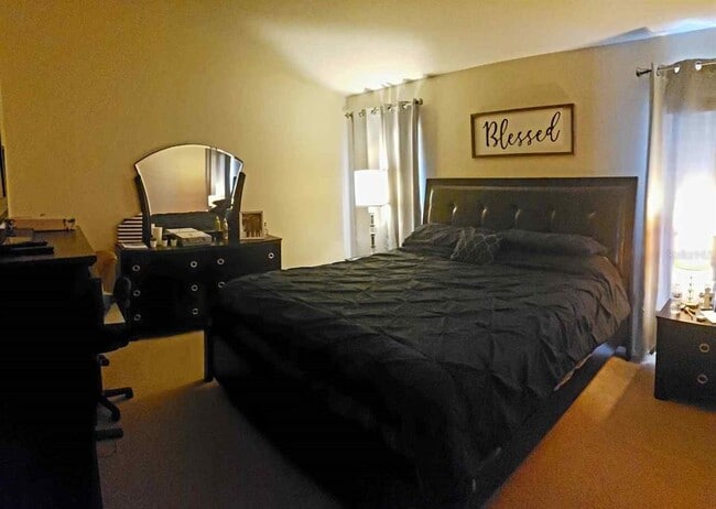 Building Photo - 712 Brayton Ln