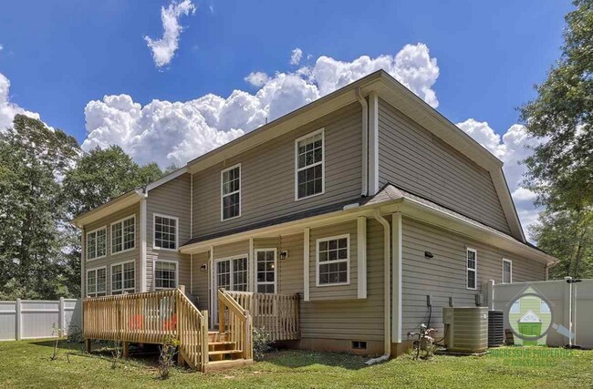 Building Photo - 9 Jude Ct