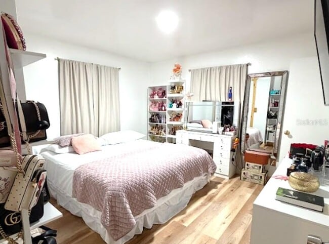 Building Photo - 137 N Nowell St