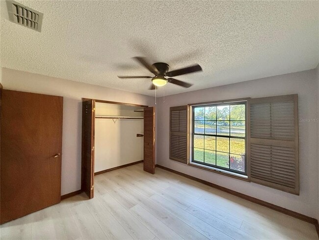 Building Photo - 2503 Woodhaven Ct