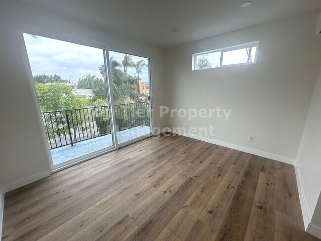 Building Photo - **BRAND NEW - 1 bed, 1 bath Unit in the Heart of South Park - Available NOW***