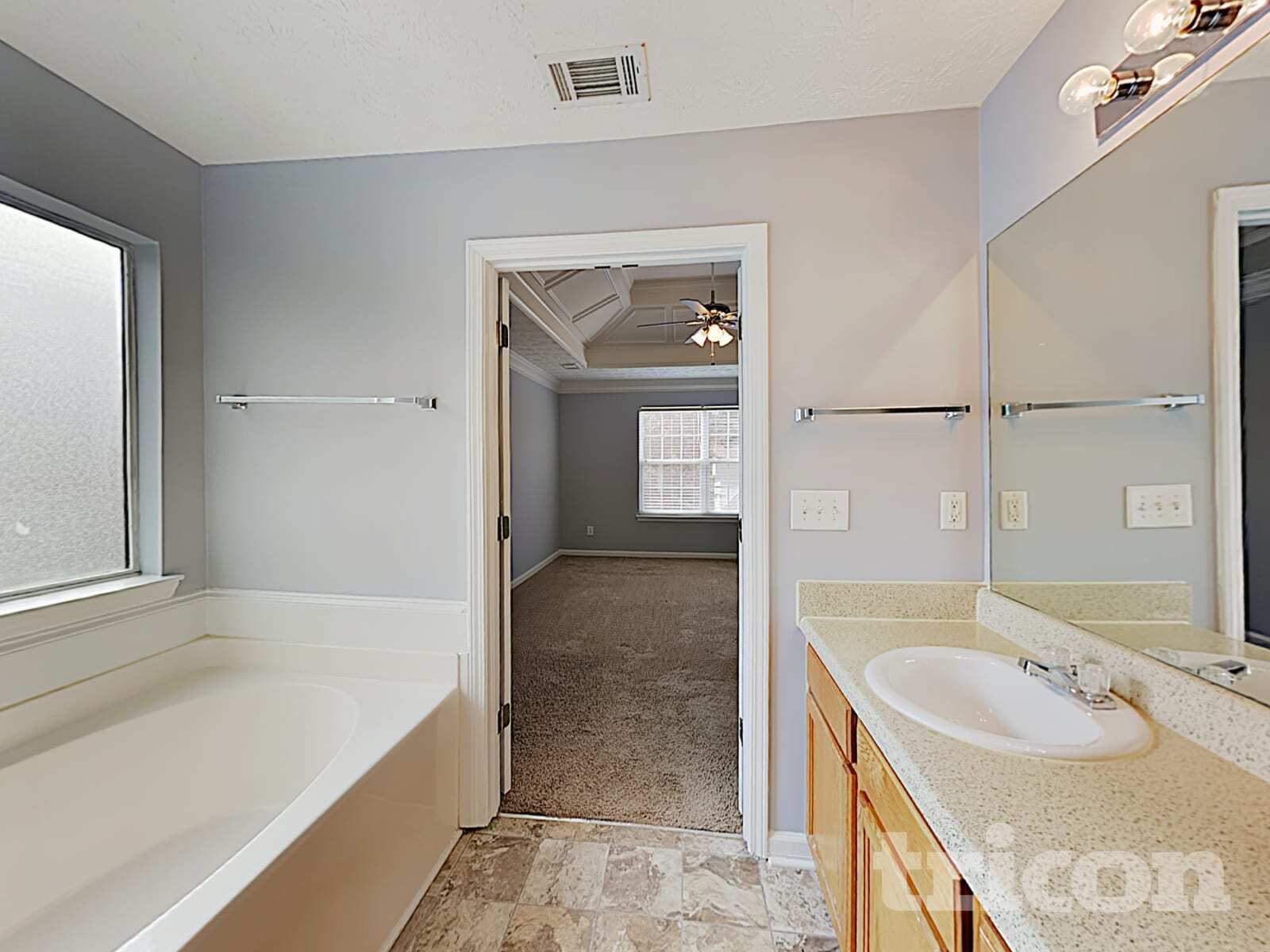 Building Photo - 4190 Crestside Ridge SW