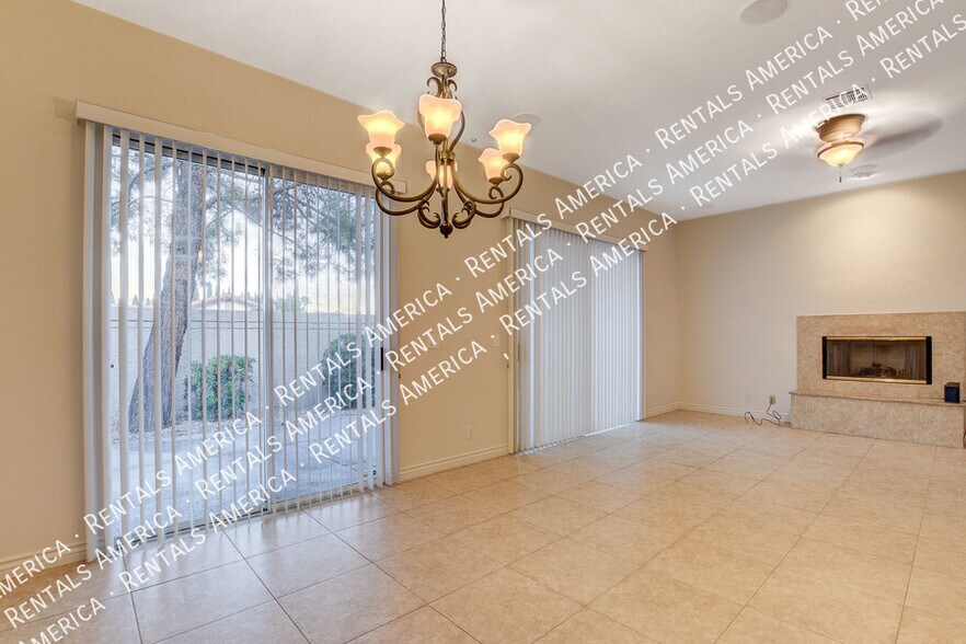 Building Photo - 8960 Echo Ridge Dr