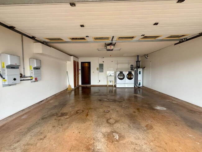 Building Photo - Spacious Upgraded 4-Bedroom Home in Waipio Gentry