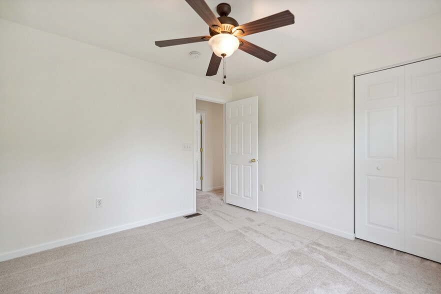 Building Photo - 1228 Gneiss Dr