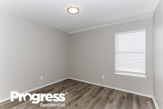 Building Photo - 841 Beaver Creek Dr