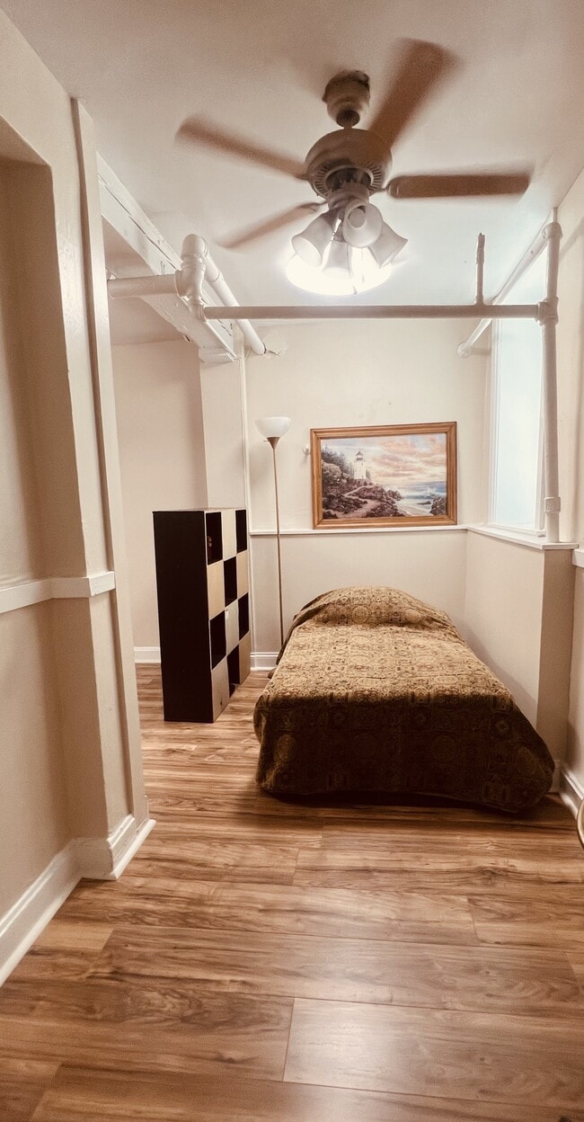 Floorplan - Avon Apartments