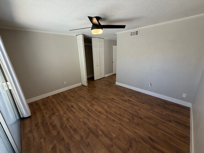 Building Photo - 3 Bedroom | 2 Bathroom | Single-Family Home in Sacramento
