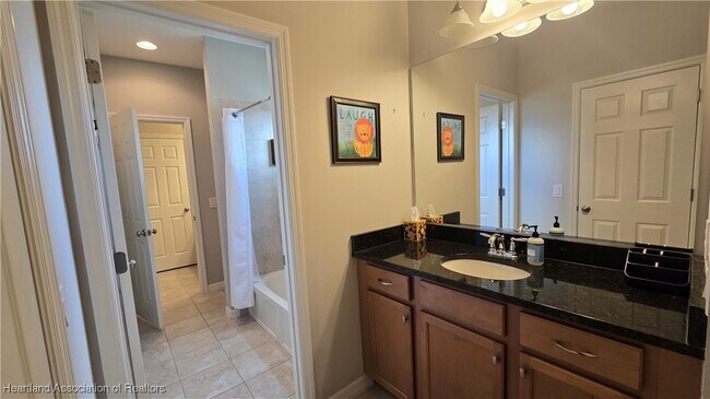 Building Photo - 6001 Anise Dr